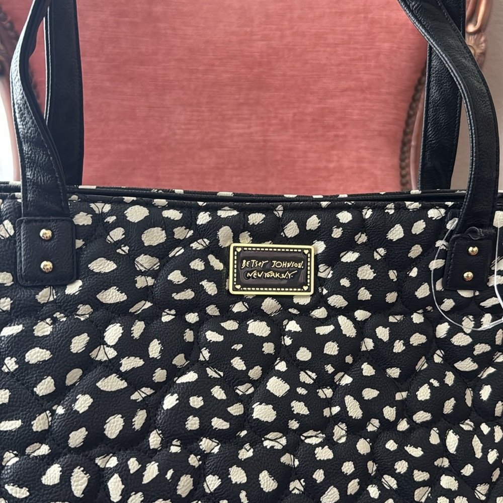 Betsey Johnson NY Black White Dot Quilted Vegan Leather Large Tote Bag Purse - Picture 2 of 11
